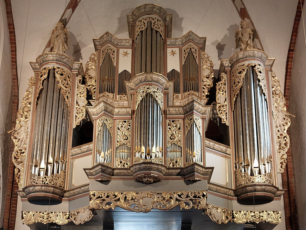 Scherer-Bünting-Orgel, St. Nicolai-Kirche Mölln Kopie.jpg