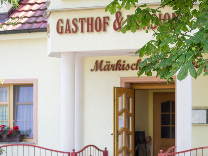 Gasthaus und Pension Märkischer Dorfkrug in Ragow