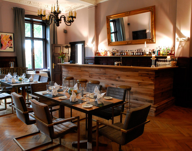 Restaurant & Bar im Schloss Reichenow