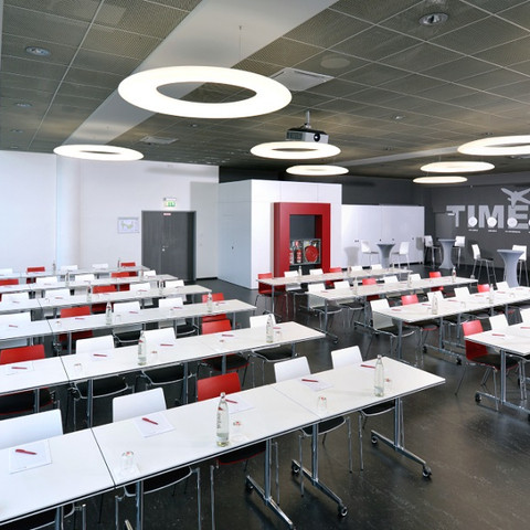 Conference Center im Flughafen Dresden Conference Center im Flughafen DresdenConference Centre at Dresden Airport