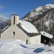 Kapelle am Bord in Zwischbergen.jpg