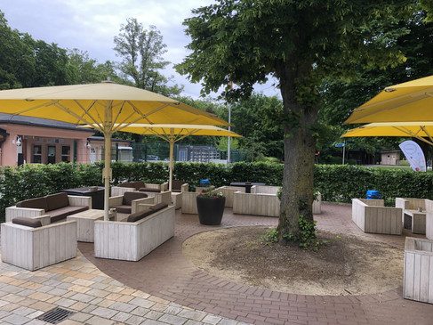 Bistro in het Moskaubad Bistro im MoskaubadBistro in the MoskaubadBistro in het Moskaubad