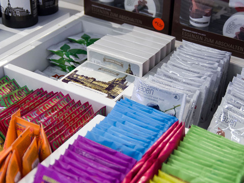 Dresden Information Souvenirs Detail Dresden Information Souvenirs Detail