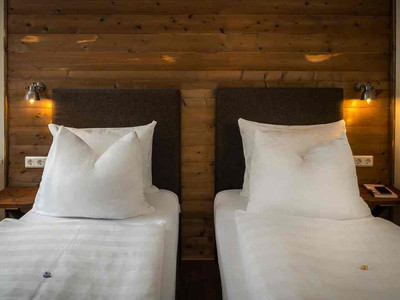 Bodetaler Basecamp Lodge in Neuwerk - Zweibettzimmer