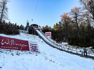 fis-skisprung-weltcup-willingen-anlauf.jpg