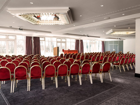 Küchwald conference room Tagungsraum KüchwaldKüchwald conference roomKonferenční místnost KüchwaldSala konferencyjna KüchwaldVergaderzaal KüchwaldSala conferenze Küchwald