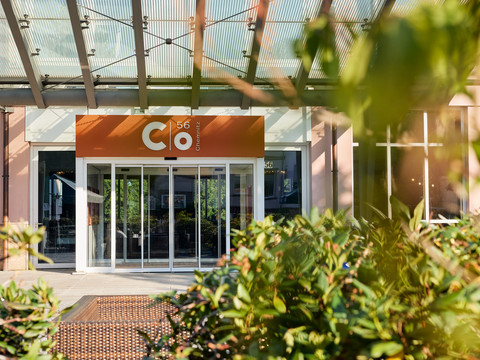 Entrance of the c/o56 Chemnitz Eingang des c/o56 ChemnitzEntrance of the c/o56 ChemnitzVchod do c/o56 ChemnitzWejście do c/o56 ChemnitzIngang van het c/o56 ChemnitzIngresso del c/o56 Chemnitz