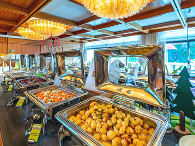 AHORN HARZ HOTEL BRAUNLAGE - Halbpensionsrestaurant Abendbuffet warm