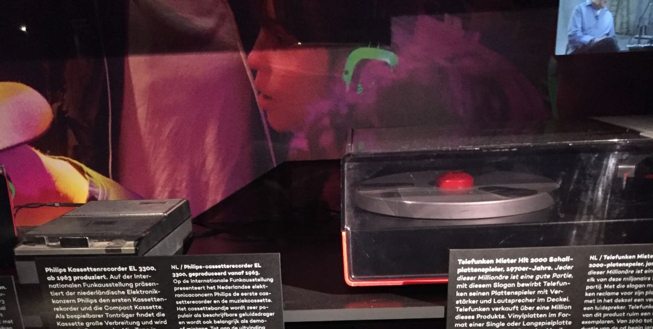 rock-pop-museum-gronau-radio- Ingrid.jpg rock-pop-museum-gronau-radio- Ingrid.jpgrock-pop-museum-gronau-radio- Ingrid.jpg