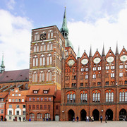 Rathaus und Nikolaikirche Stralsund