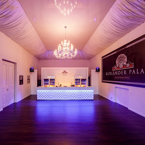 Kleiner Saal im Kurländer Palais Kleiner Saal im Kurländer PalaisSmall hall in the Kurländer PalaisMalý sál v Kurländerském paláciMała sala w Pałacu KurländerówKleine zaal in het Kurländer PalaisPiccola sala del Palazzo dei Kurländer