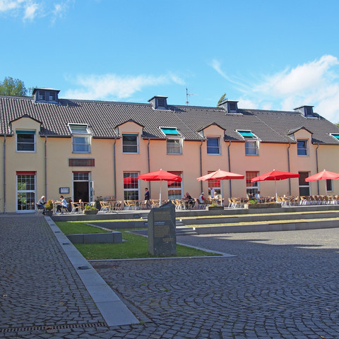 klosterstube_aussenterrasse.jpg