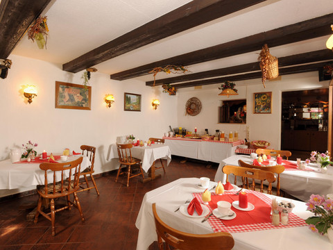 Der Tag beginnt mit einem ausgiebigen Frühstück