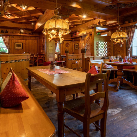 Hotel-Loewen_Tannenzaepfle_0002