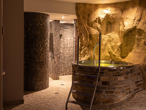 Duschen im Wellnessbereich