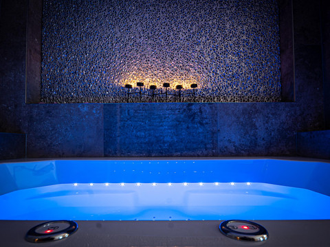 Wellnessoase- Whirlpool