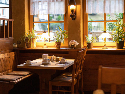 Im Restaurant- in Ruhe frühstücken