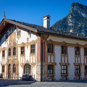 Pilatushaus(c)Ammergauer Alpen Foto Julian Leitenstorfer.jpg
