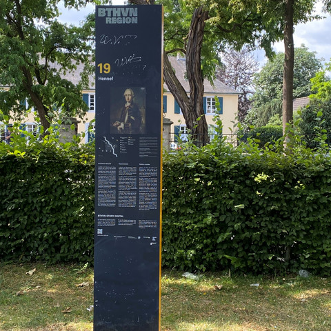 Beethoven Steele Lunapark.jpg