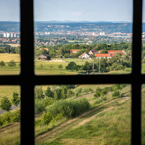 View from Marienschacht Bannewitz to Dresden Blick vom Marienschacht Bannewitz nach DresdenView from Marienschacht Bannewitz to DresdenPohled z Marienschacht Bannewitz do DrážďanWidok z Marienschacht Bannewitz na DreznoUitzicht van Marienschacht Bannewitz naar DresdenVista da Marienschacht Bannewitz a Dresda