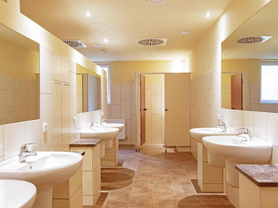 Campingplatz und Ferienhäuser das Kreuzeck in Goslar-Hahnenklee - Sanitäranlage