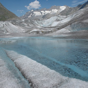 745cb0729456-Aletschgletscher_cr_Pro_Natura_Zentrum_Aletsch__1_.JPG