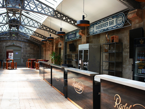 Radeberger Bar im Industriedenkmal Alter Schlachthof Dresden Radeberger Bar im Industriedenkmal Alter Schlachthof DresdenRadeberger Bar in the Alter Schlachthof Dresden industrial monument