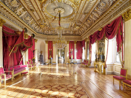 Ehrenburg Castle, Throne Hall