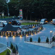 caravan-wohnmobil-stellplatz-brhemr-grillgelegenheiten-und-wechselnder-schooterplatz