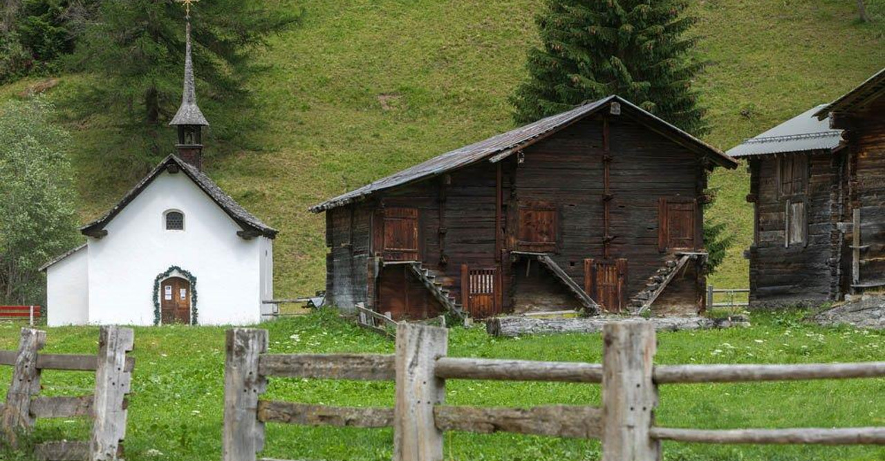 St. Anna-Kapelle im Weiler «im Loch» bei Ulrichen