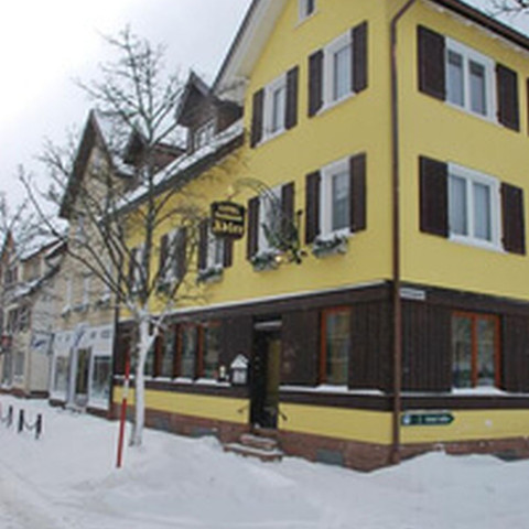 csm_Hotel_im_Winter_57854f6e90.jpg