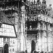 Bau der neuen Kirche um 1896 