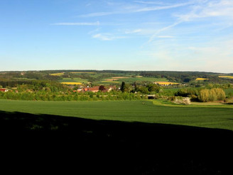 Blick vom Bierenberg über Blankenau zum Solling