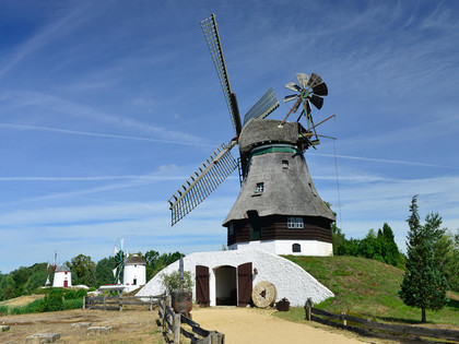 Kellerholländer Mühle im Mühlenmuseum Gifhorn Blick auf die Kellerholländer Mühle im Internationalen Mühlenmuseum Gifhorn