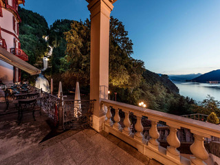 brienz-giessbach-wasserfaelle-grandhotel-terrasse