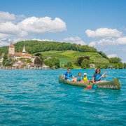 spiez-kanuweg-thunersee-familie-sommer-schloss-rebberg-wasseraktivitaeten