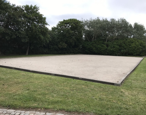 Bouleplatz im Avenarius Park