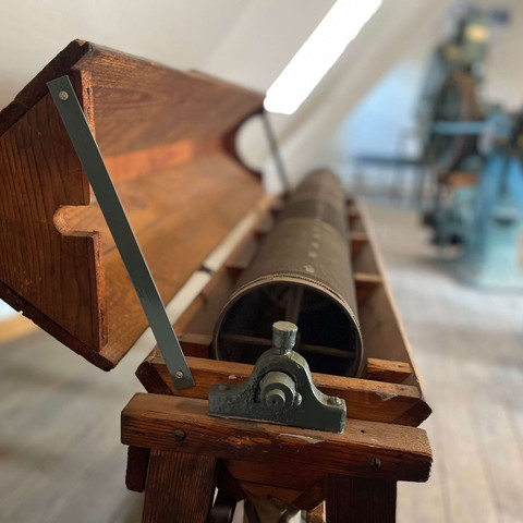 Alte Maschinen im Hagelturm.jpeg