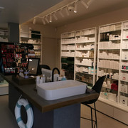 Douglas Filiale in Kampen