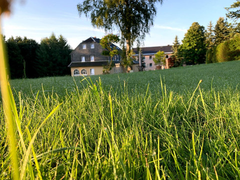 38c5f478-73c7-4a81-8309-85821a4924b2