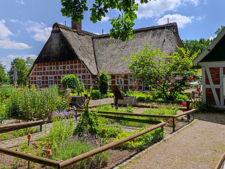 Apothekergarten im Erholungsort Bremervörde Apothekergarten im Erholungsort Bremervörde
