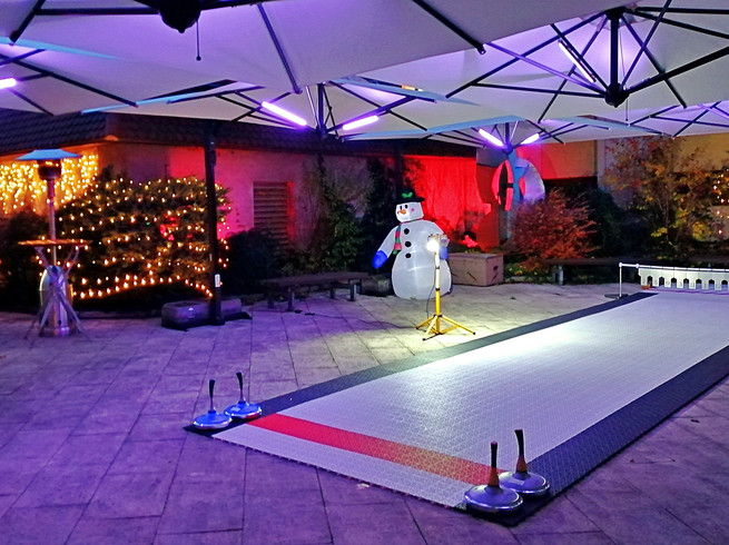 Curling at the Hilton Eisstockschießen im HiltonCurling at the Hilton