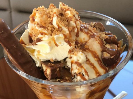 Cortendorfer Stadel, Kraftbecher