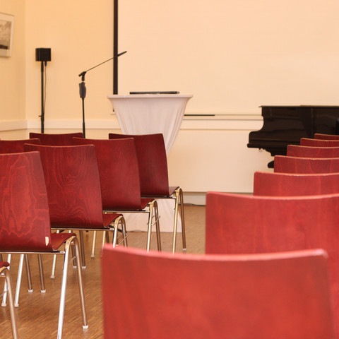 Conference room Tagungsraum des Bürgerzentrum Waldschänke Hellerau e.V. Conference room at the Waldschänke Hellerau Community Centre