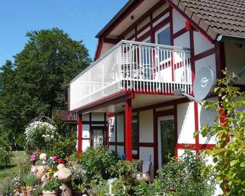 Südseite und Balkon