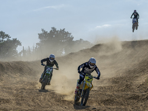 motocross-4483481_1280.jpg