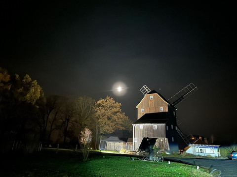 Berndtmühle bei Nacht