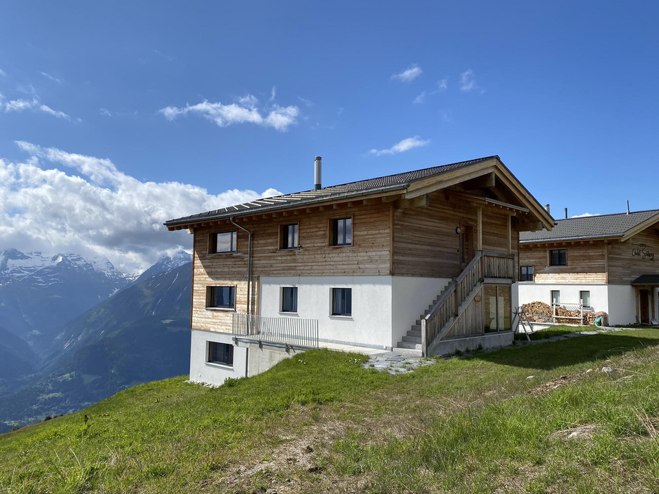 Haus und Eingang Sommer