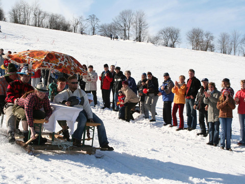 Rodelgaudi am Skihang