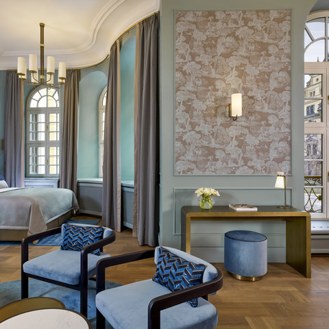 Junior Suite Junior Suite im Hotel Taschenbergpalais Kempinski DresdenJunior Suite at the Hotel Taschenbergpalais Kempinski Dresden